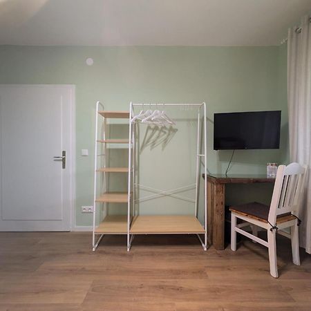 Haus Am Bach - Gemuetliche Pension Allershausen Esterno foto